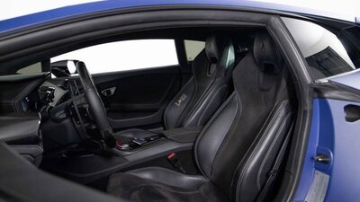 Black Alcantara - White StitchingInterior image