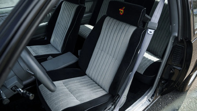 Black LeatherInterior image