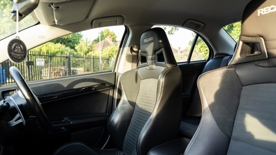 Black AlcantaraInterior image
