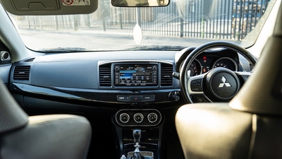 Black AlcantaraInterior image
