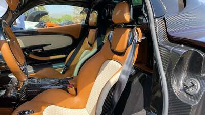 Beige / Tan LeatherInterior image