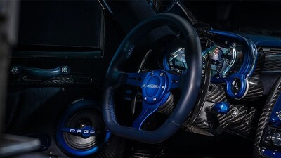 Black Alcantara / Blue Leather - Blue StitchingInterior image