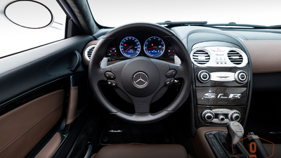 Black / Brown LeatherInterior image