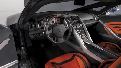 Red / Grey FabricInterior image