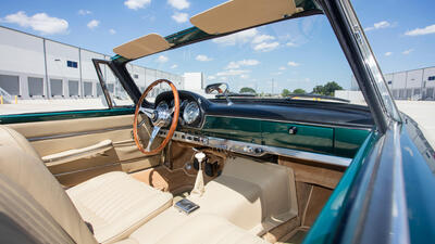 Tan LeatherInterior image