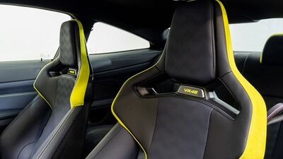 Black / Night Blue Merino Leather / Yellow Alcantara - Yellow StitchingInterior image