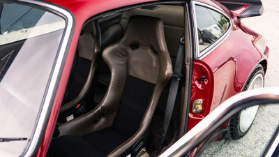 Natural Brown Leather / Black ClothInterior image