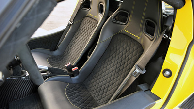 Black Leather / Yellow StitchingInterior image