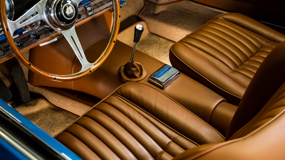 Cognac LeatherInterior image