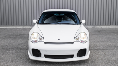 Pearl White MetallicColor image