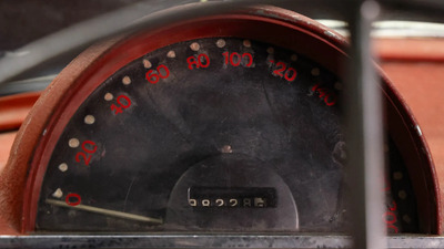 Red / White LeatherInterior image